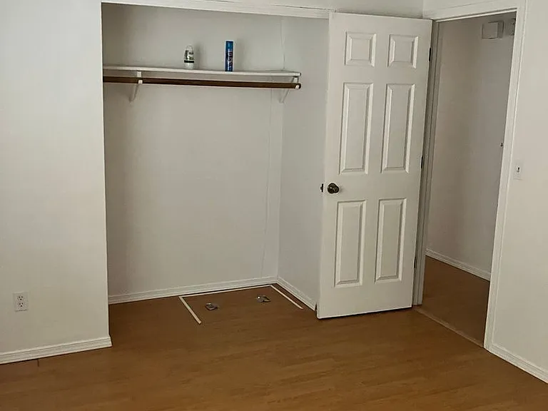 2429 NE Saratoga St — Photo 10