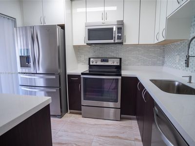 20205 NE 3rd Ct APT 4, Miami, FL, 33179