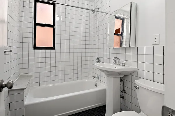 Rented by Pantiga Group | media 19