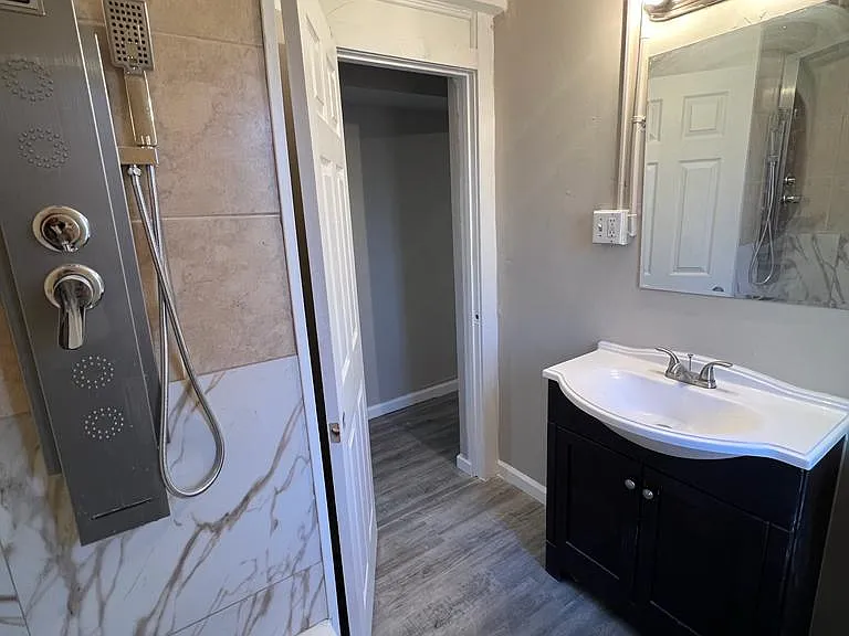 5755 Woodhall St — Photo 8