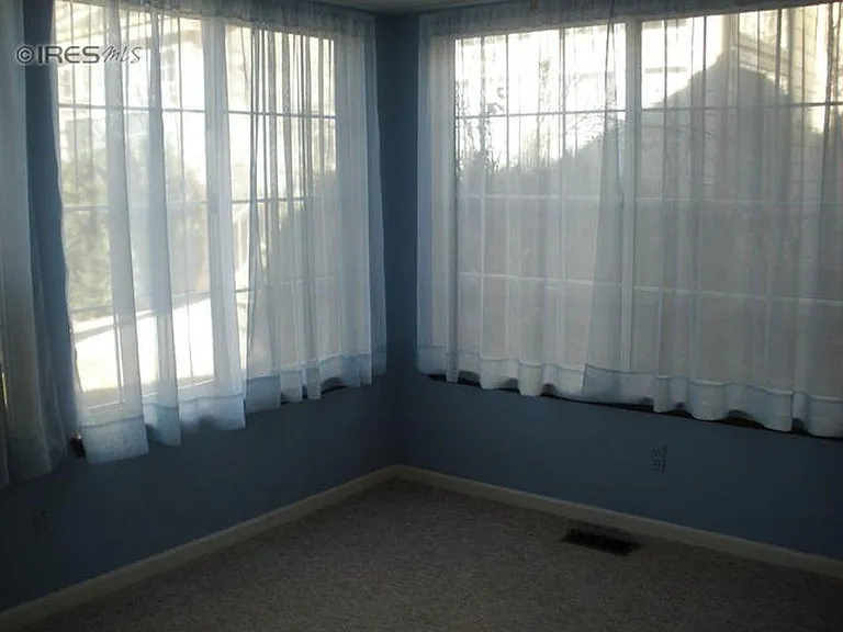 4887 White Rock Cir #A — Photo 8