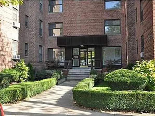 2211 Bragg Street image 1 of 2