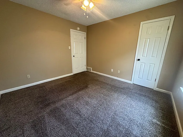7822 Guthrie Ln — Photo 17