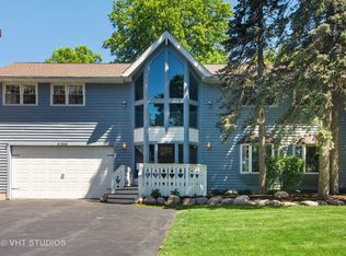 21368 W Willow Rd, Lake Zurich, IL 60047