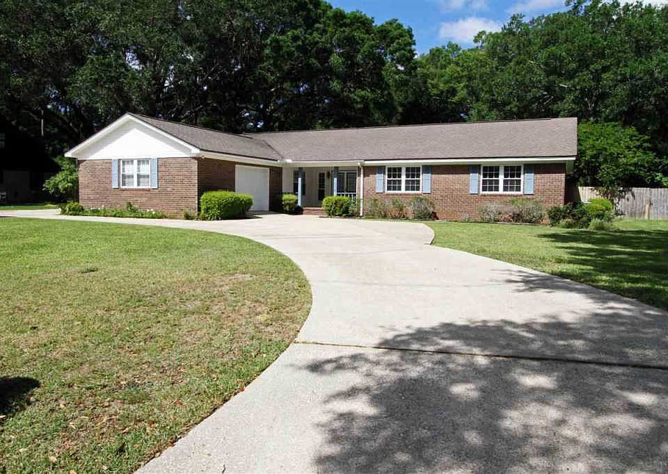 1st image of 9757 Quail Hollow Ct