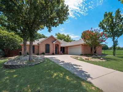 404 Glenbrook Dr, Kennedale, TX, 76060