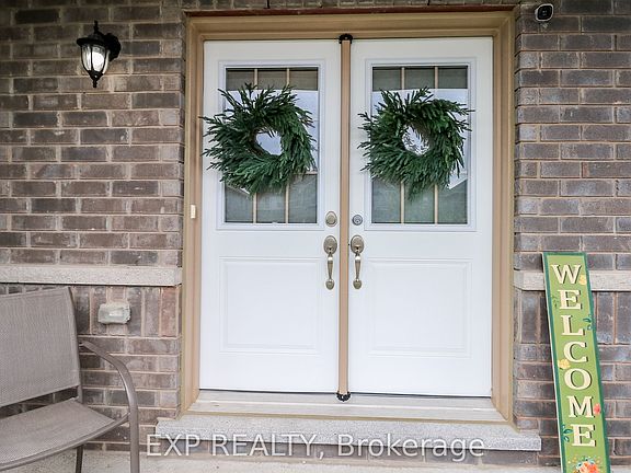 4th image of 251 Ridley Cres