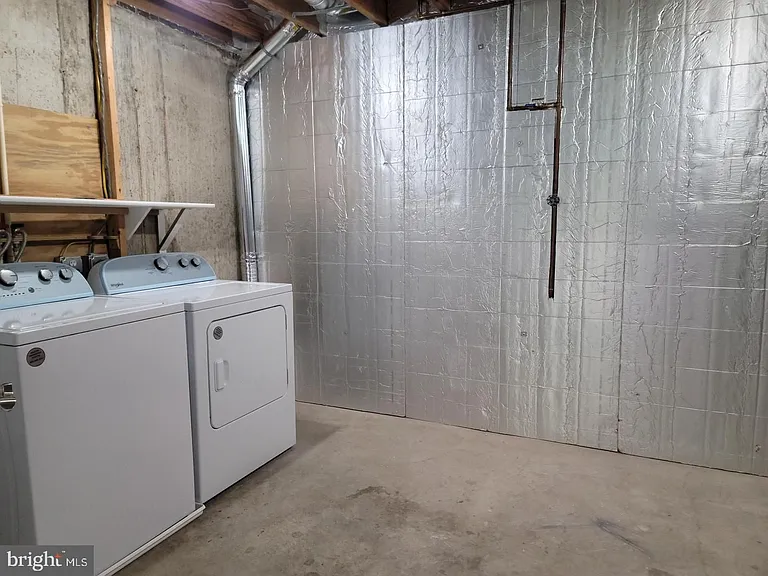 6220 Hillside Rd — Photo 23