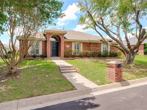 444 Dove Ln, Fort Worth, TX 76108