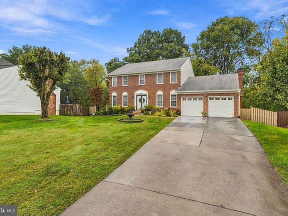 4th image of 9705 Zimbro Ave