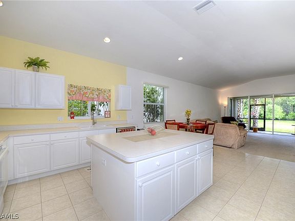 4th image of 15662 S Angelica Dr