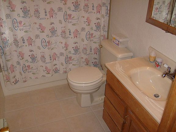 5th image of 9401 210th Ave E