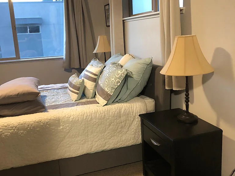 2765 Del Rio Pl #B — Photo 32