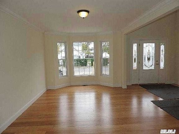5th image of 2578 Falcon St