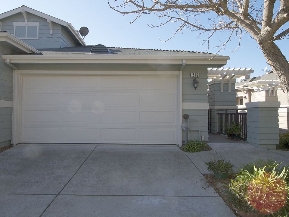 1st image of 214 Fox Sparrow Ln