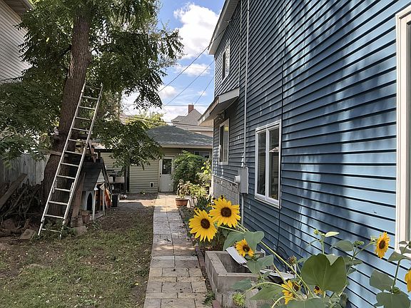 5th image of 2812 Stevens Ave