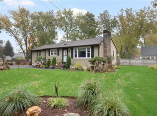 84 Canfield Ave, Warwick, RI 02889