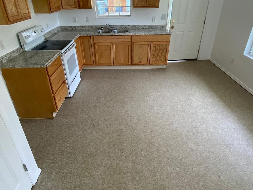 2nd image of 8255 San Bruno St