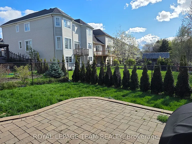 2714 Grand Vista Cir — Photo 24