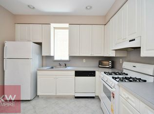 186 Bay 26th St APT 2L, Brooklyn, NY 11214