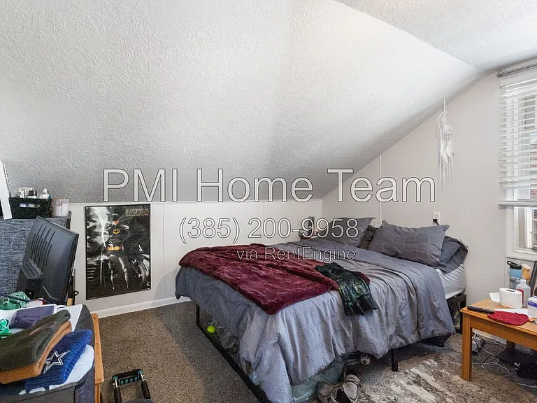 732 Campbell Hts #A — Photo 4