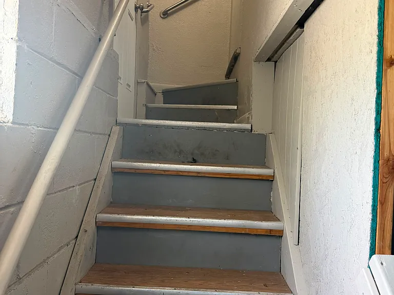 W Westfield St — Photo 10