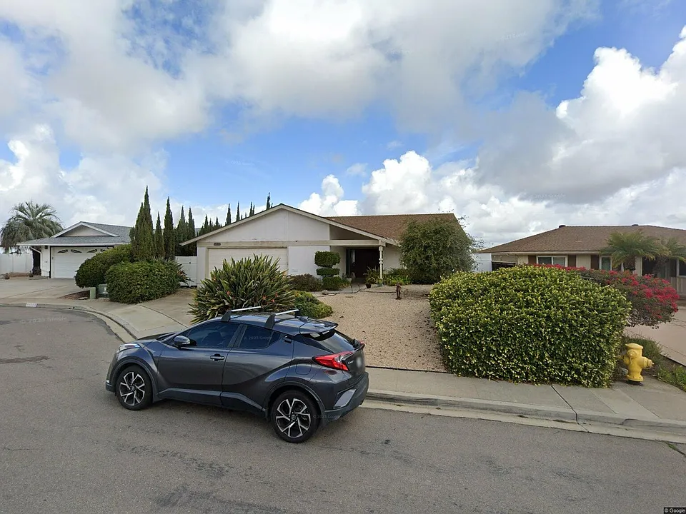 12172 San Tomas Pl