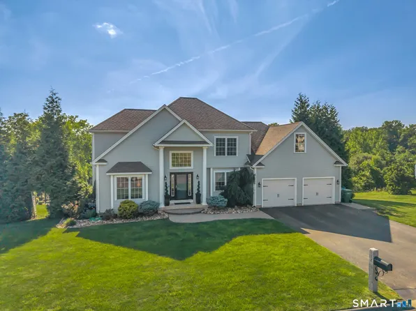 132 Debbie Drive, Meriden, CT 06451