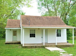 126 W Lee St, Aurora, MO 65605