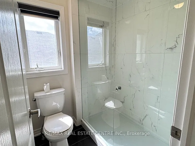 52 Maple Trail Rd — Photo 35