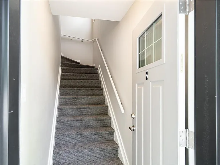 427 Saint Jean Baptiste St — Photo 10