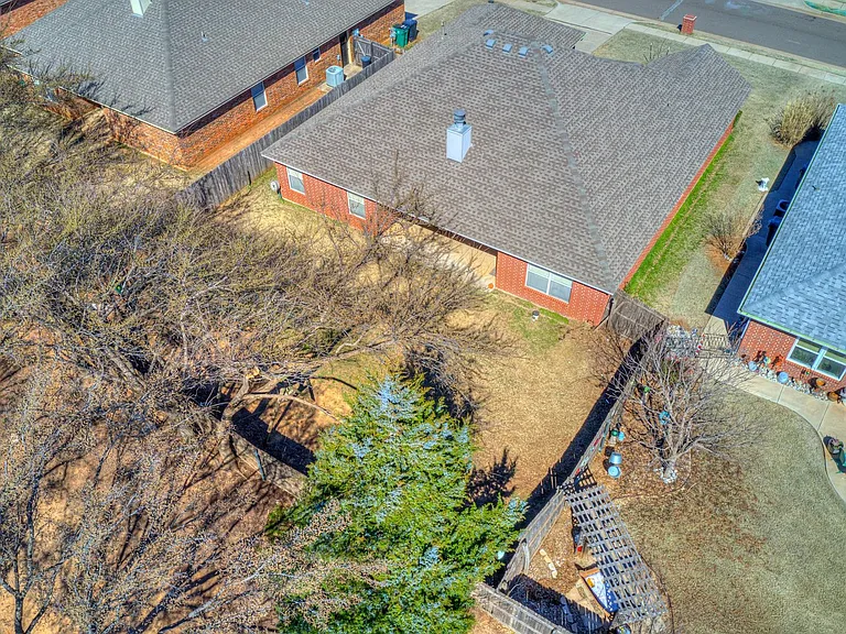 2224 NW 157th Ter — Photo 53