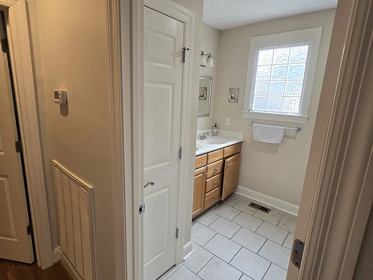 4120 Oriole Pl — Photo 24