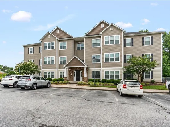 5425 Forester Dr #3B, High Point, NC 27265