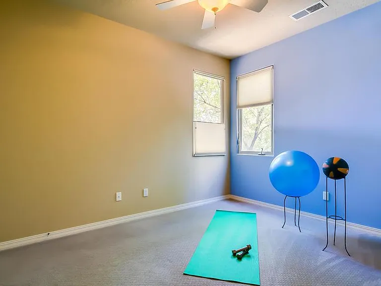 8740 Desert Fox Way NE — Photo 18