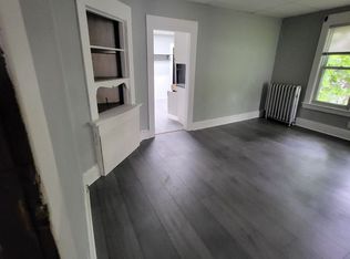 298 Park St #1R, West Springfield, MA 01089