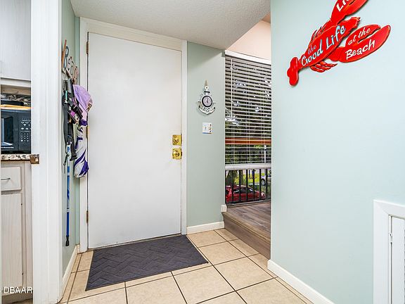 5th image of 805 Schoolway Ave APT 208