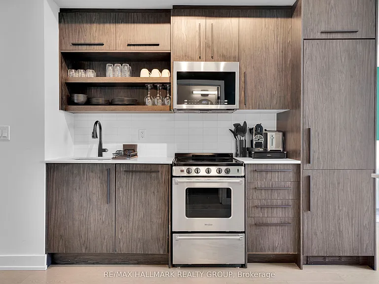 560 Rideau St #1405 — Photo 12