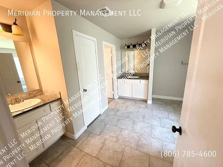 10421 Winfield Ave — Photo 7