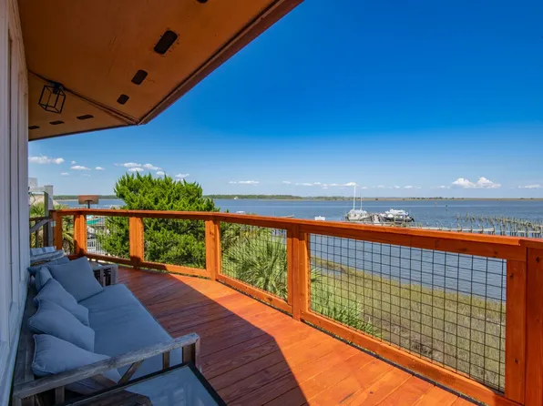 43 Wood Stork Dr, Panacea, FL 32346