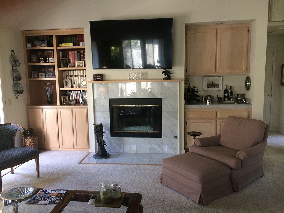 2nd image of 2032 Stonefield Ln