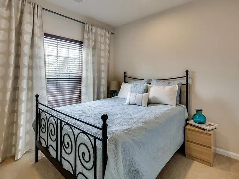 8609 Enoch Pratt Dr — Photo 3