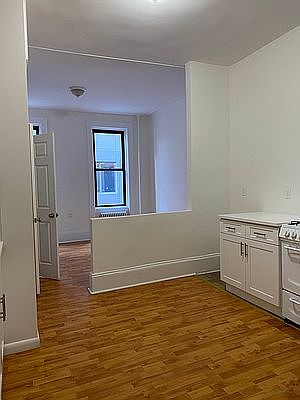 4th image of 344 E 62nd St #3W