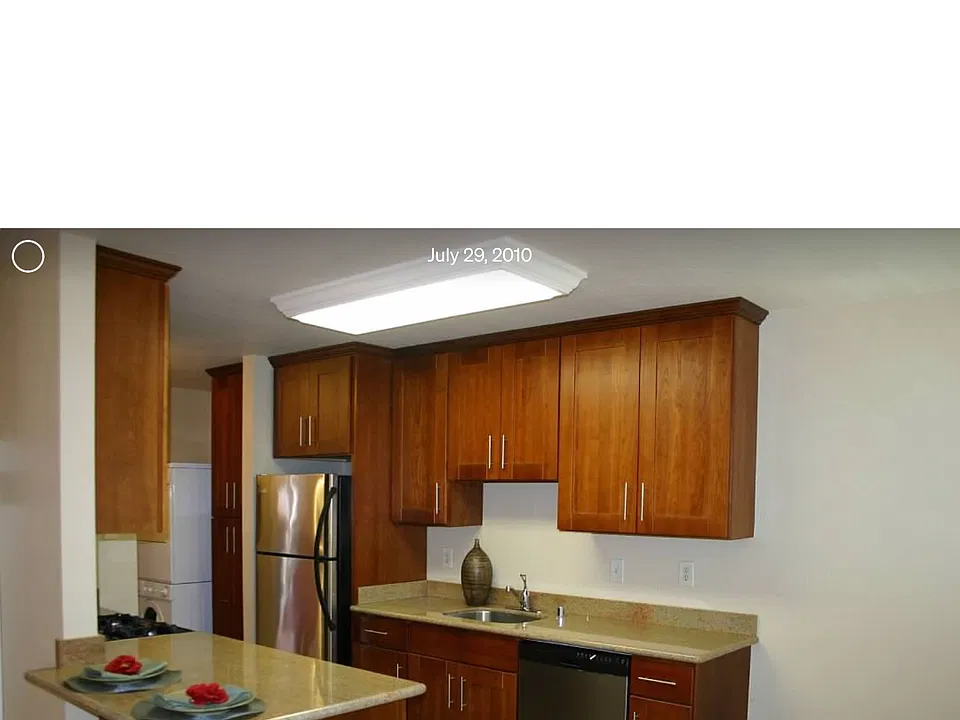 542 Vera Ave #1