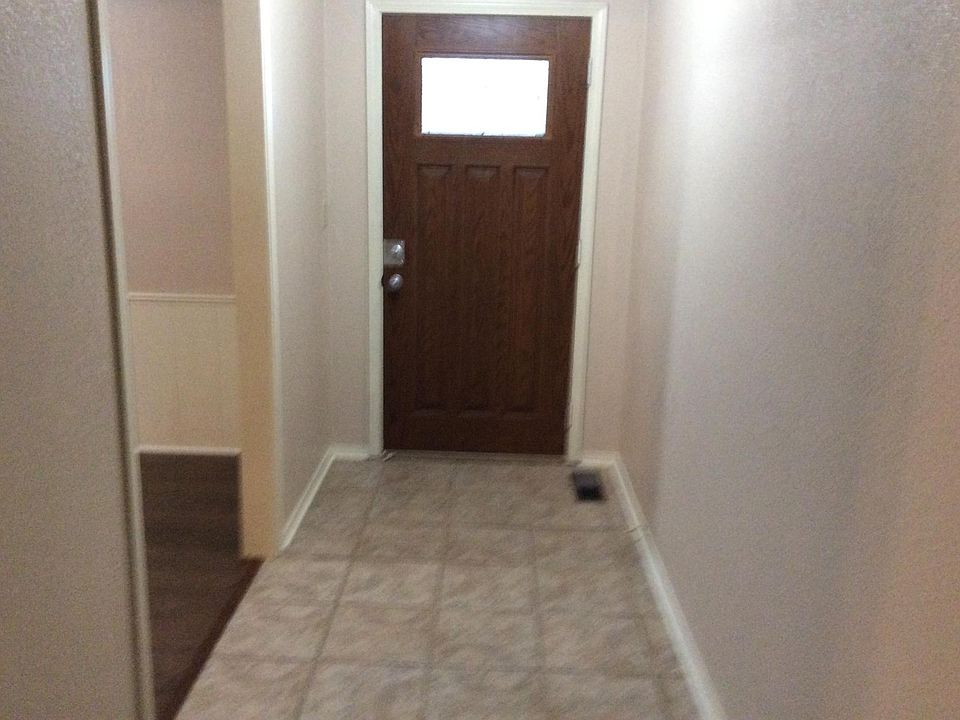 1st image of 1705 Rock Hollow St