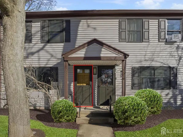 123 Newman St, Metuchen, NJ 08840