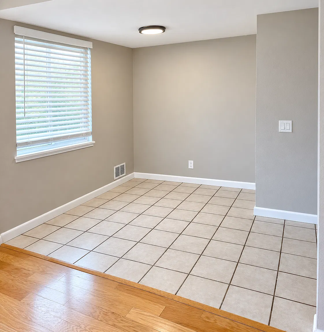 2 bed, 1.5 bath, 944 sqft, $2,000 — Photo 4