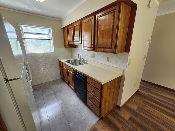 2nd image of 27 Valley St #A