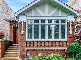 1912 W Bradley Pl, Chicago, IL 60613