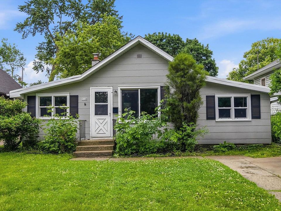 1st image of 7139 W Saint Paul AVENUE